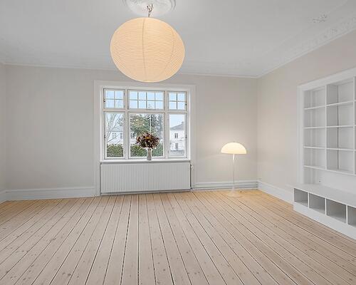 Eksklusiv villalejlighed i en smuk renoveret ejendom