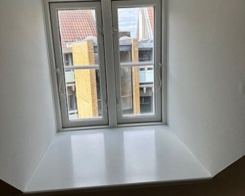 Loftlejlighed med hems