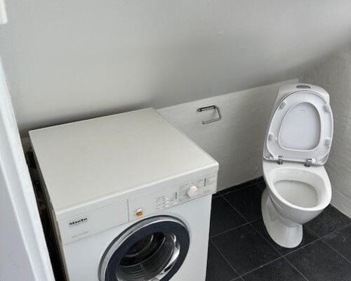 Loftlejlighed med hems