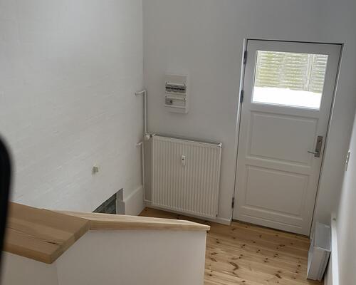 Nu udlejes en rummelig og charmerende 2-værelses + Stor tør kælder