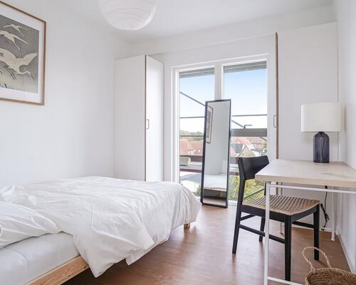 Nyopført moderne lejlighed i to plan.