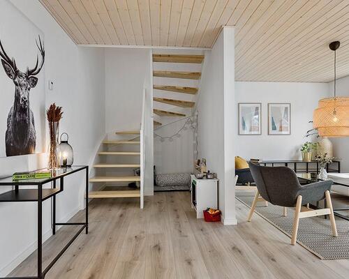 Lækkert 2 plans rækkehus med god rumfordeling.