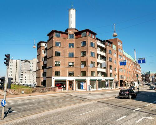 Stor 2 værelses lejlighed på 87 m²