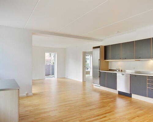 4 værelses lejlighed i København S