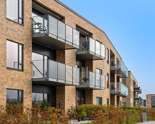 Rummelig lejlighed med lys og hyggelig atmosfære i Aalborg