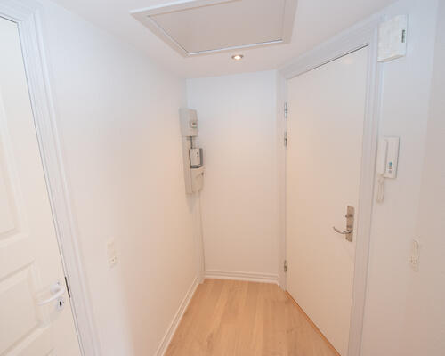 Lys og indbydende lejlighed med moderne faciliteter i Aalborg