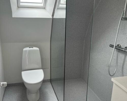 Nyere renoveret 3. værelses lejlighed