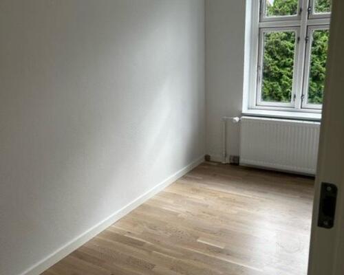 Nyere renoveret 3. værelses lejlighed