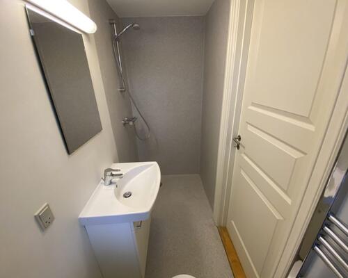 2-værelses renoveret lejlighed i centrum