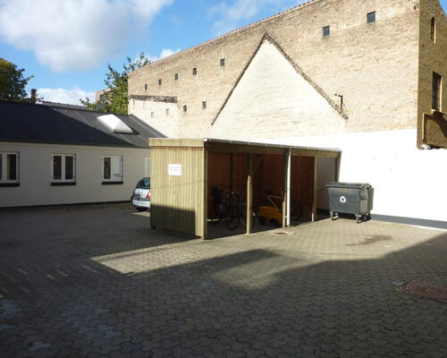 2-værelses renoveret lejlighed i centrum