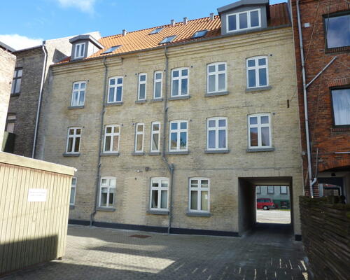 2-værelses renoveret lejlighed i centrum