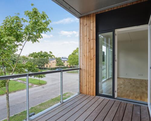 Skøn dele 3'er med altan