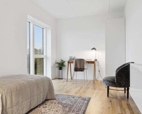 Skøn dele 3'er med altan