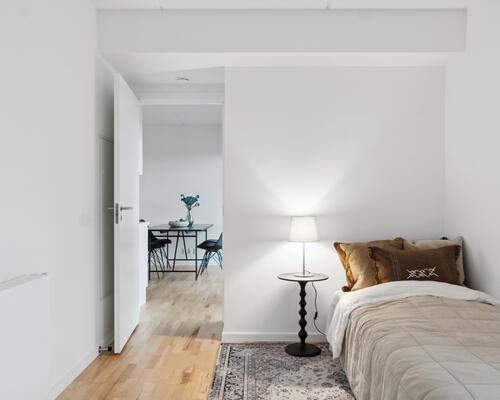 Skøn dele 3'er med altan