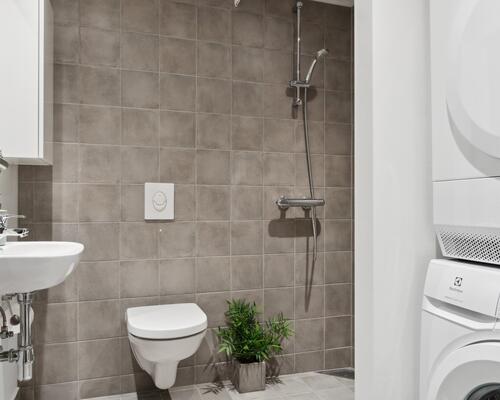 Skøn dele 3'er med altan