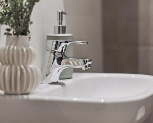 Skøn dele 3'er med altan