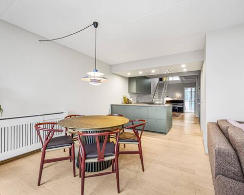 Arkitekttegnet lejlighed i V huset | København S.