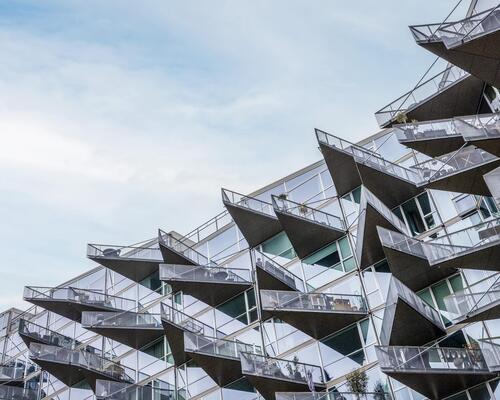 Arkitekttegnet lejlighed i V huset | København S.