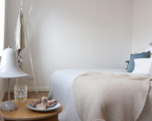 STILRENT RÆKKERHUS I JASMINPARKEN