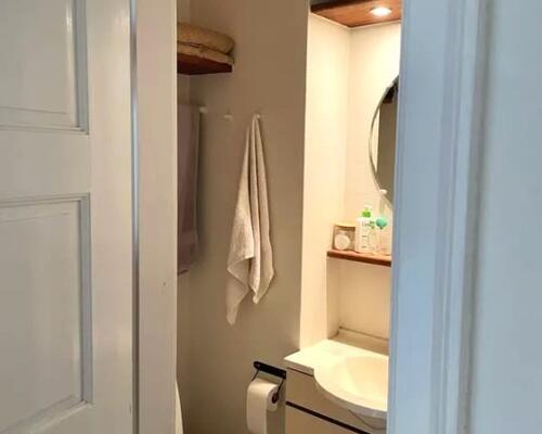 Flot herskabelig 3 værelses lejlighed på rolig vej – 73 Kvm