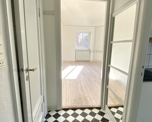 2 værelses – Schacksgade 38, 1. th – Odense C