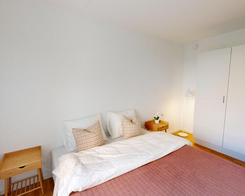 Rummelig 3-værelses lejlighed med stor terrasse