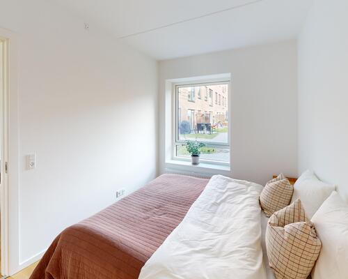 Rummelig 3-værelses lejlighed med stor terrasse