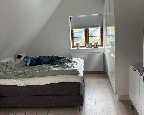 5 værelses med egen vestvendt have ☀️<br>