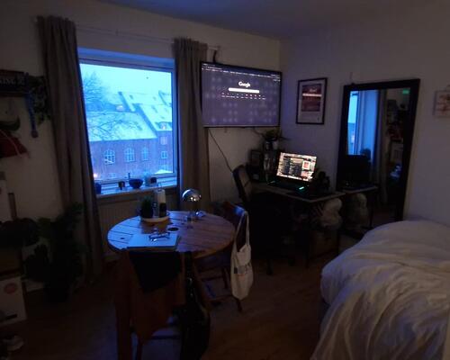 Værelse på Trøjborg – tæt på universitetet og centrum