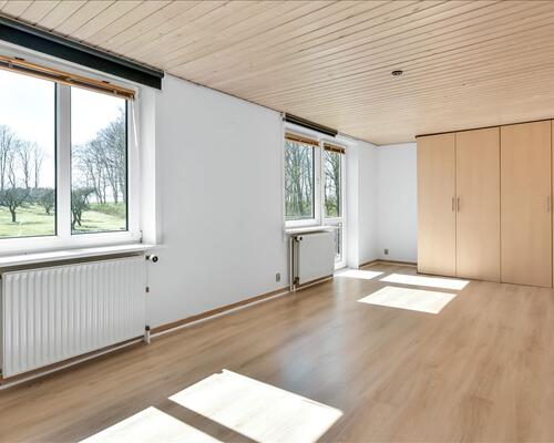 10 værelses hus i Vonge