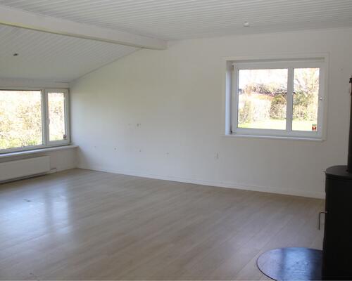 Lækkert 4 værelses hus beliggende på hele 700 m² grund