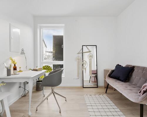 Lækker nyopført 3-vær. lejlighed med egen stor altan i Hasselager.