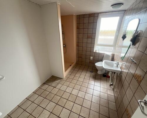 Stor lejlighed med egen tagterrasse i Ulbjerg