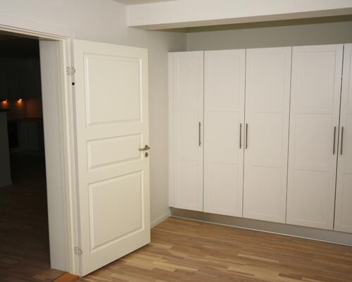 DEJLIG LEJLIGHED - MED PRIVAT HAVE