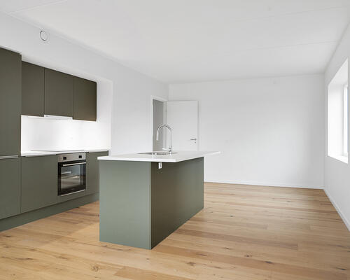 3 værelses lejlighed i populært fællesskab med udsigt over søen 😍<br>