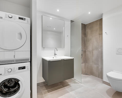 3 værelses lejlighed i populært fællesskab med udsigt over søen 😍<br>