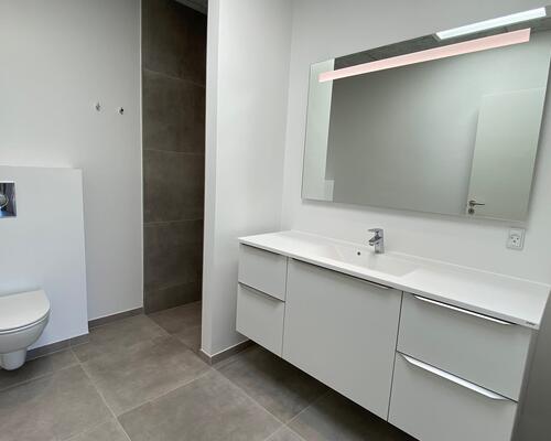 VELKOMMEN TIL RØLLIKEVEJ - NYBYGGET, ENERGIVENLIGE OG MODERNE RÆKKEHUSE TIL LEJE I ARNBJERG.