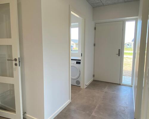 VELKOMMEN TIL RØLLIKEVEJ - NYBYGGET, ENERGIVENLIGE OG MODERNE RÆKKEHUSE TIL LEJE I ARNBJERG.