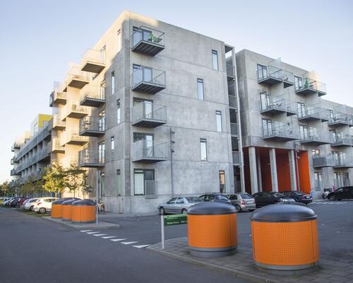 Lys 2-værelses studiebolig på Eternitten i Aalborg