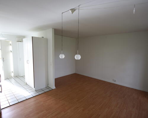 Hyggelig lejlighed med terrasse