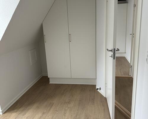 Nyistandsat 4 vær. lejlighed i midtbyen.