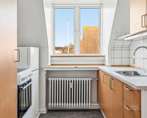 Praktisk, optimalt og delevenlig 3 værelses i Odense C!