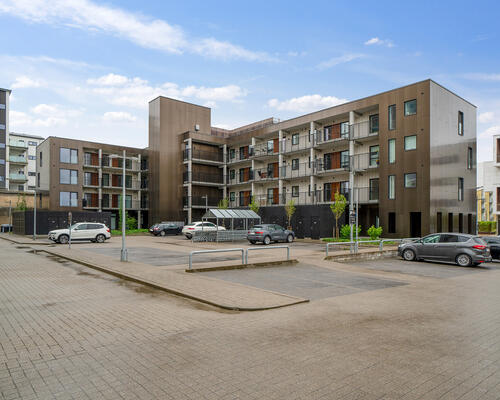 2 værelses flot lejlighed på 66 m² beliggende i flot nyere renoveret ejendom.