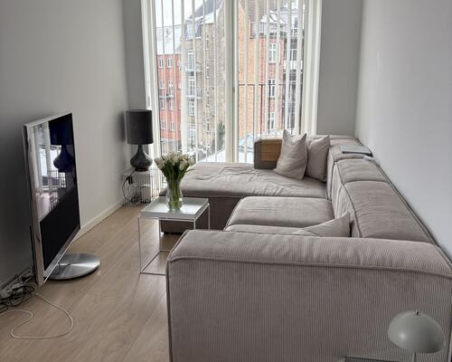 Unik lejlighed med egen overdækket altan