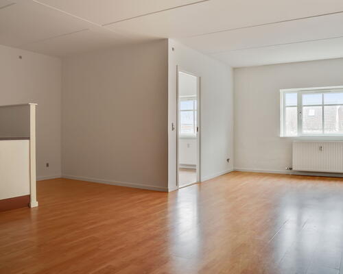 Delevenlig og veldisponeret 3 værelsesKUN 1 MÅNEDS DEPOSITUM