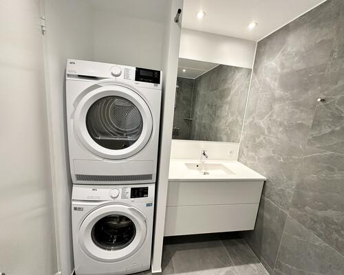 Moderne lejlighed med smuk udsigt til fjorden