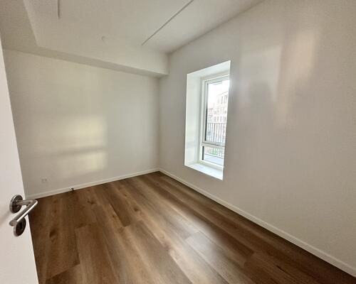 Moderne 3-værelses lejlighed med altan og udsigt