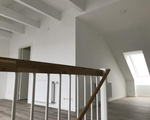 Skøn lys 2 væreslses lejlighed med tagterrasse