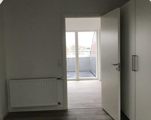 Skøn lys 2 væreslses lejlighed med tagterrasse