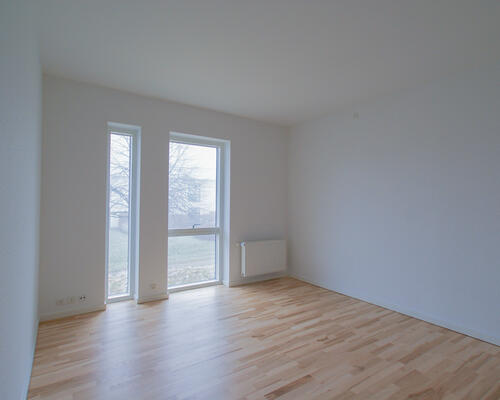 Central og lys 3 værelses med altan og parkering, Horsens